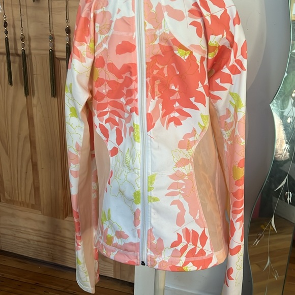 Lulu lemon Sweet Stuff - Picture 2 of 7